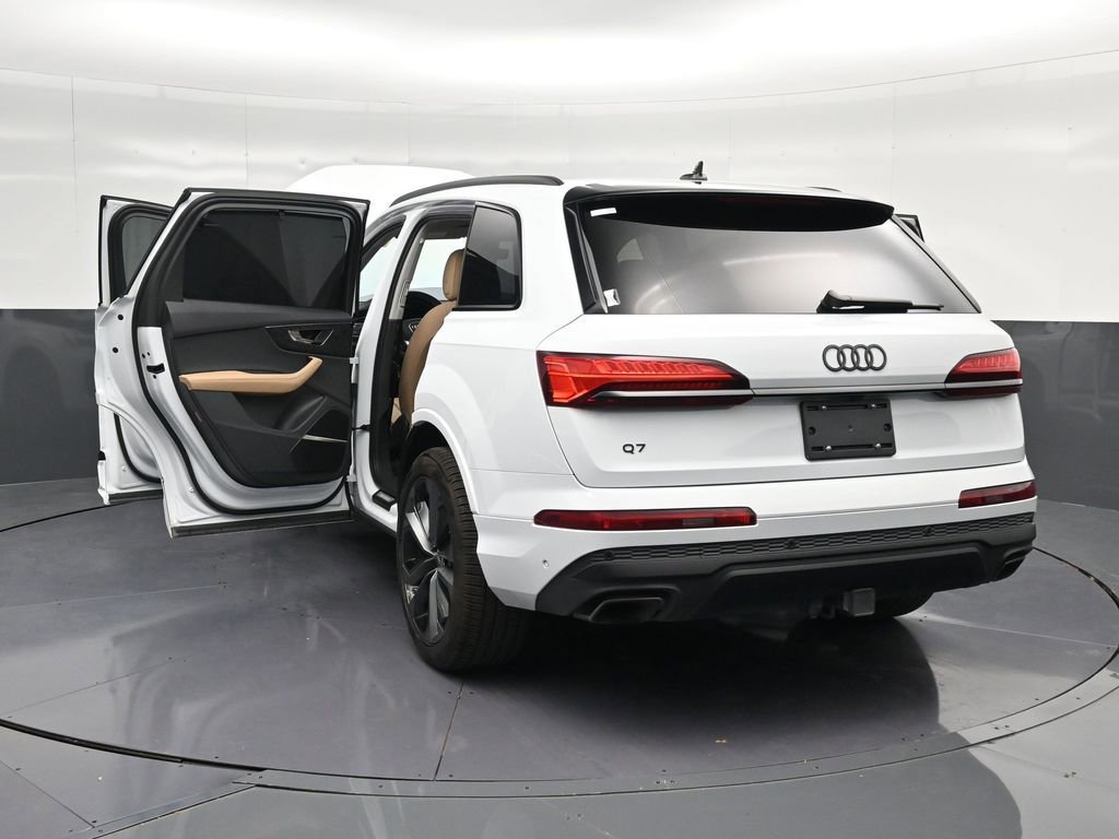 Used 2025 Audi Q7 3.0T Premium Plus w/ Premium Plus Package image 34