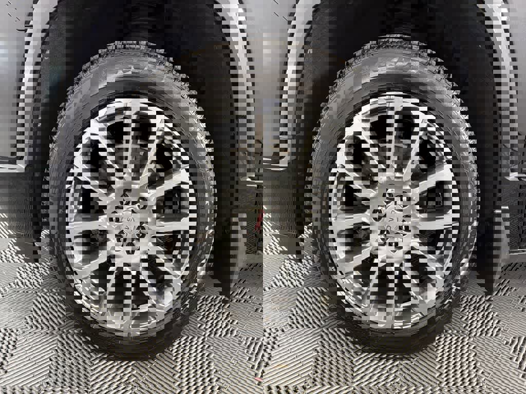 Certified 2023 GMC Acadia Denali w/ Trailering Package image 17