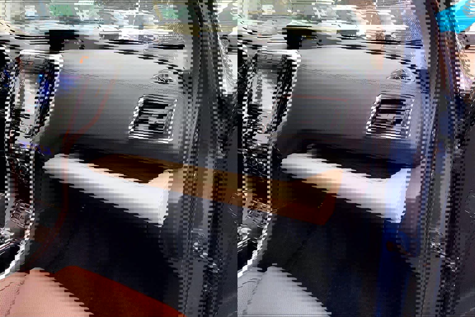 Used 2020 Subaru Ascent Touring w/ Popular Package #3 image 18