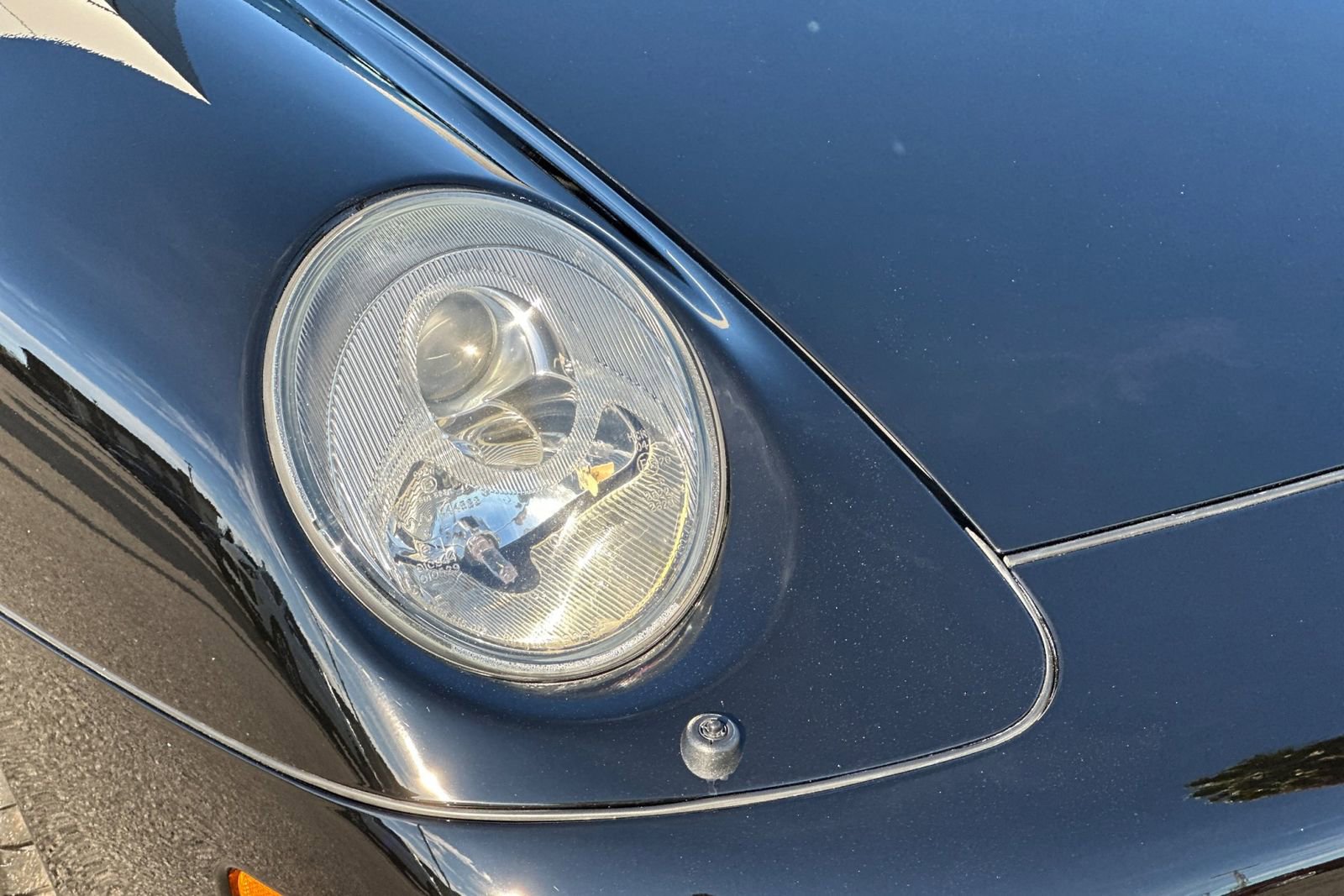 Used 1998 Porsche 911 Carrera S image 32