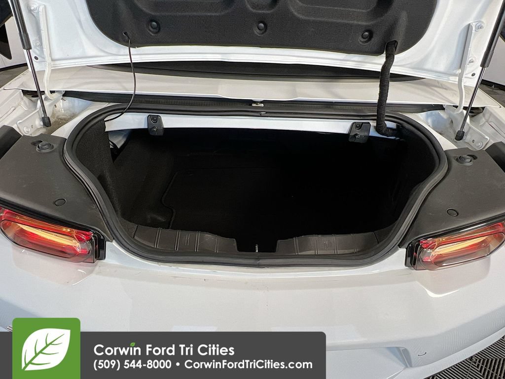 Used 2022 Chevrolet Camaro ZL1 RWD image 14
