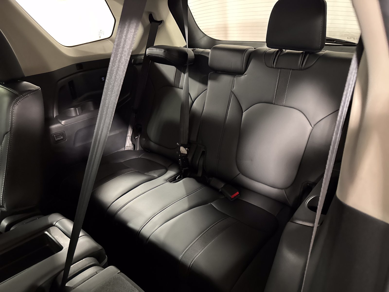 Used 2025 Honda Pilot EX-L image 22
