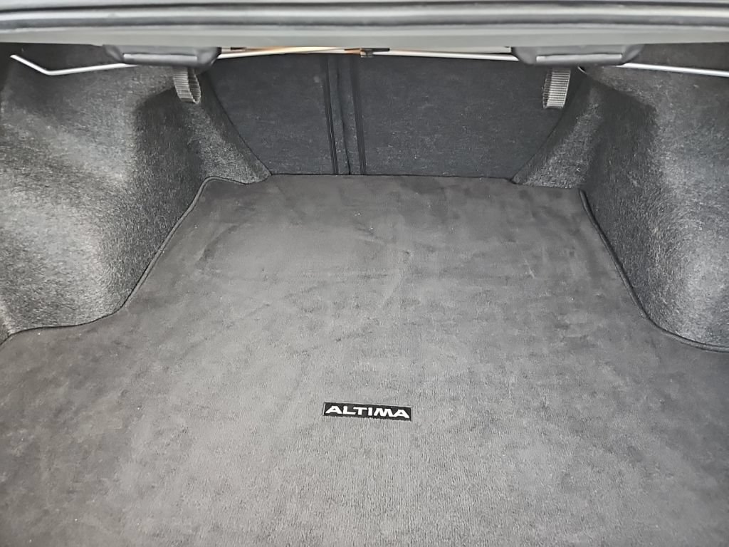 Used 2024 Nissan Altima 2.5 SV FWD image 23