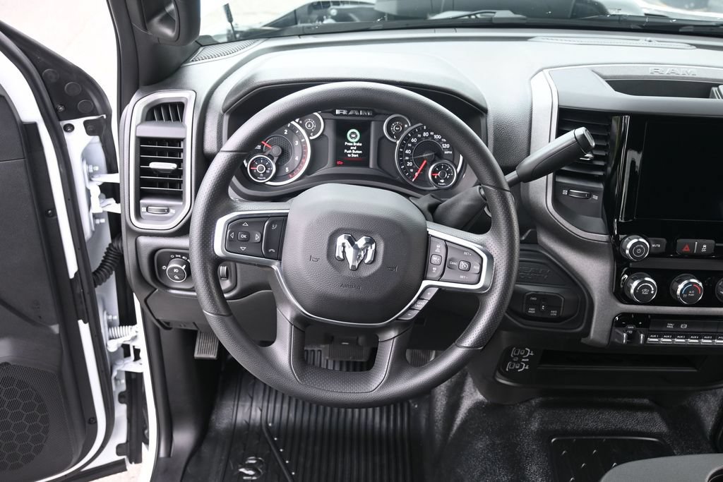 New 2026 RAM 3500 Tradesman AWD/4WD image 27