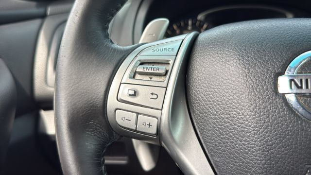 Used 2017 Nissan Altima 3.5 SR FWD image 29