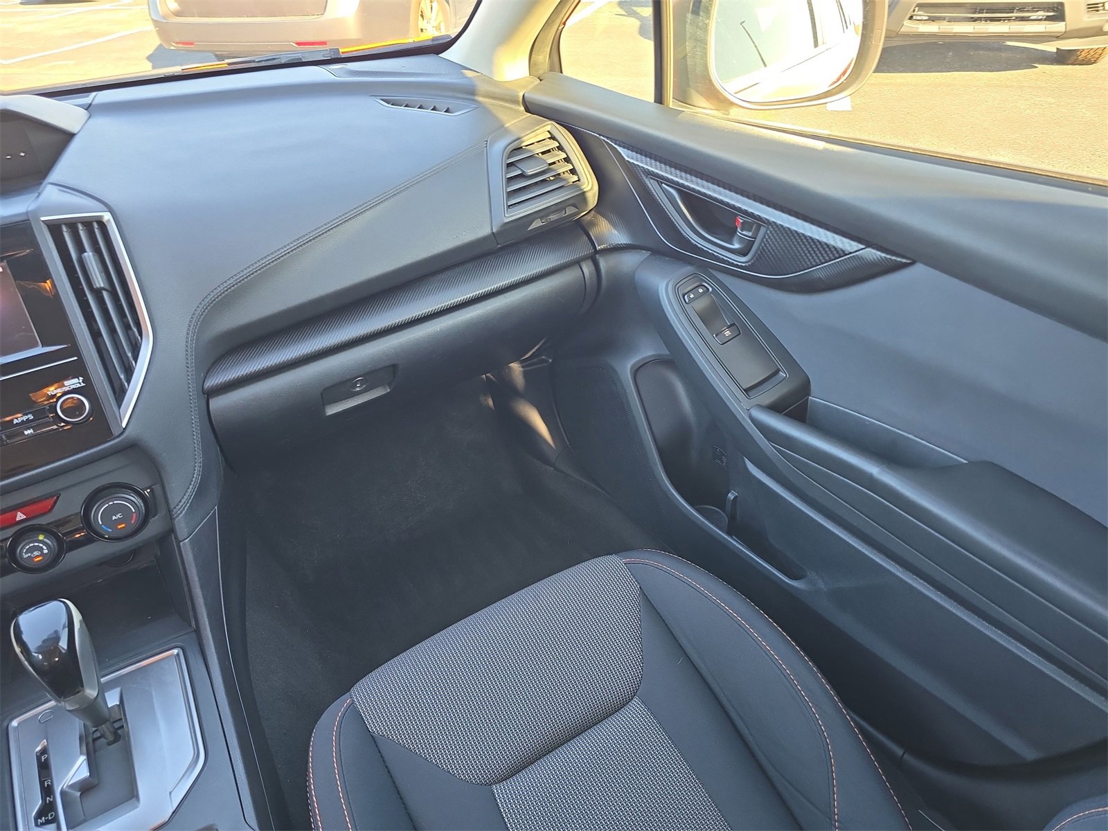 Used 2018 Subaru Crosstrek 2.0i Premium w/ Eyesight System image 12