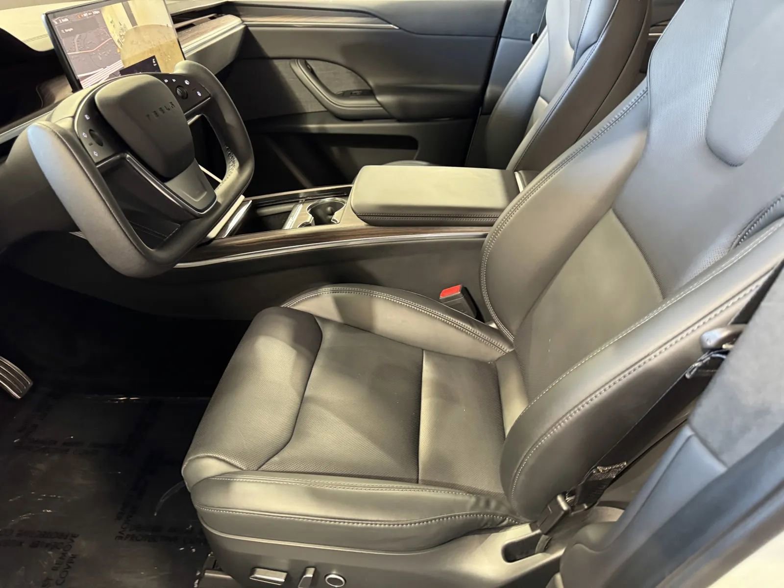 Used 2024 Tesla Model X AWD/4WD image 12
