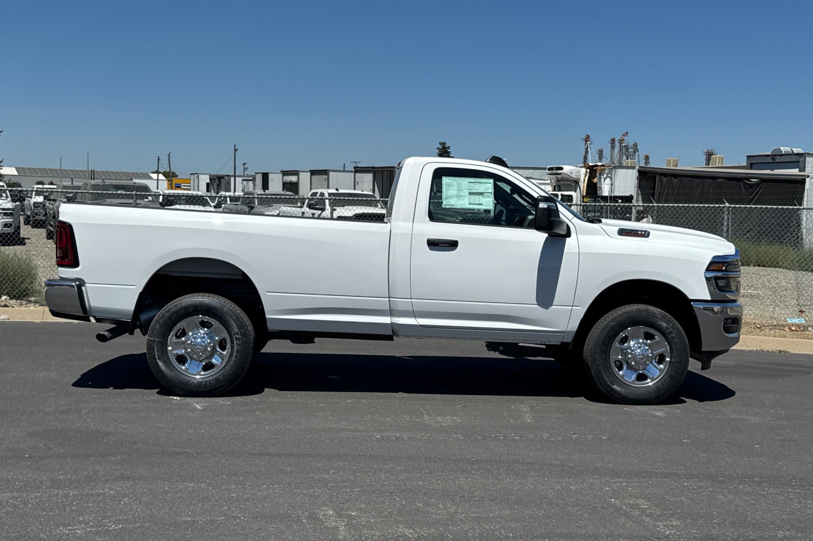 New 2026 RAM 2500 Tradesman w/ Chrome Appearance Group AWD/4WD image 2