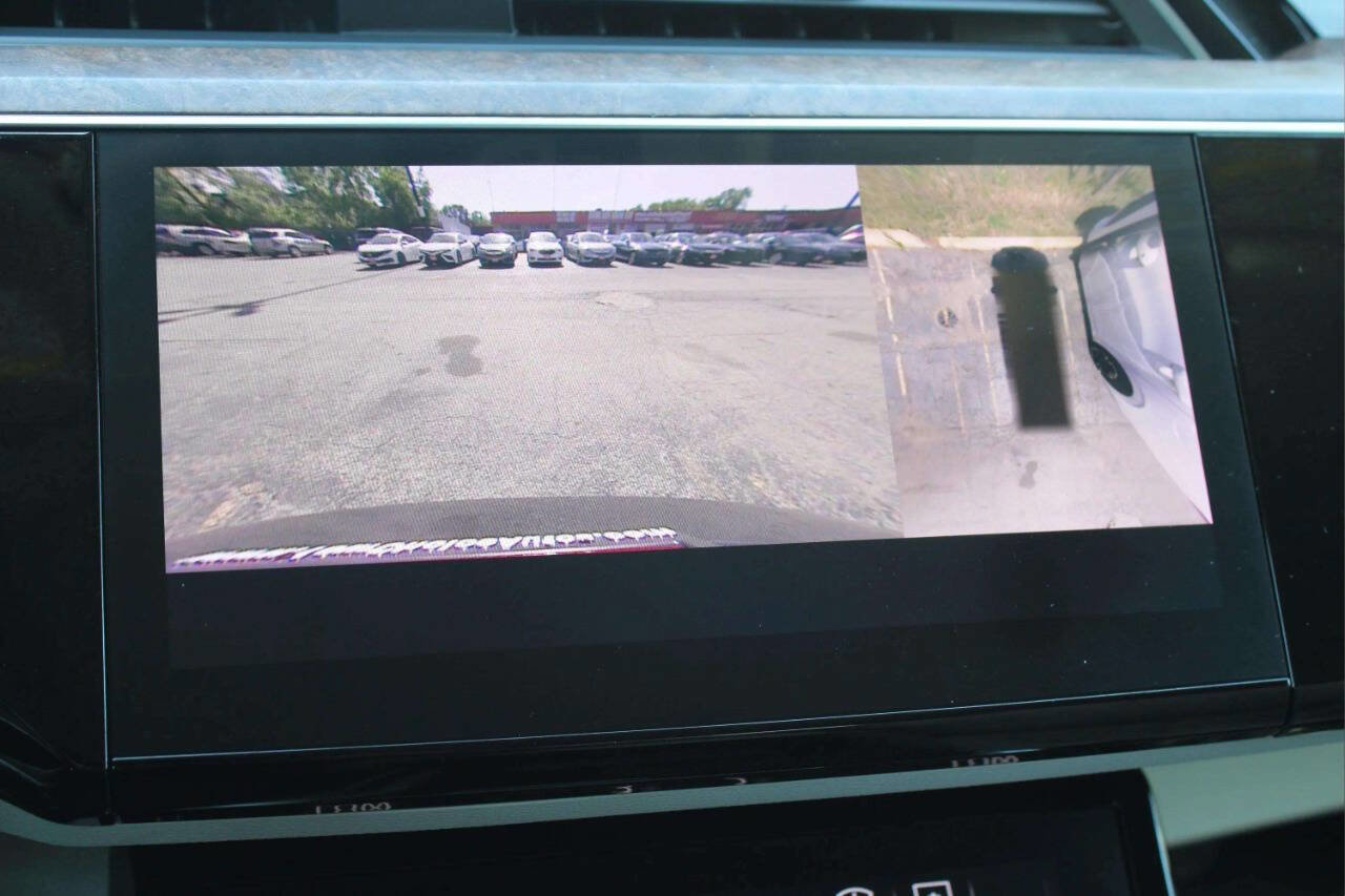 Used 2019 Audi e-tron Prestige image 26