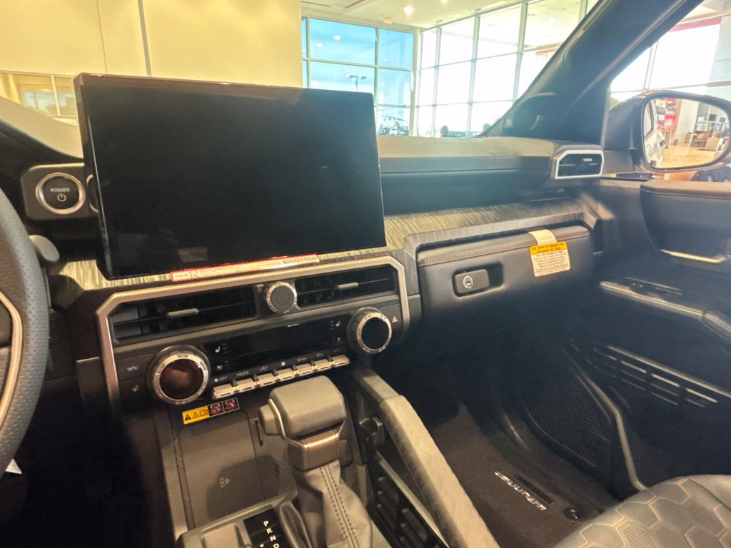 New 2026 Toyota 4Runner Platinum AWD/4WD image 14