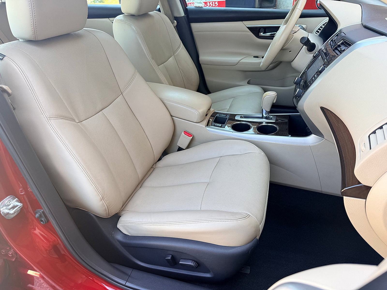 Used 2015 Nissan Altima 2.5 SL w/ Technology Package FWD image 36