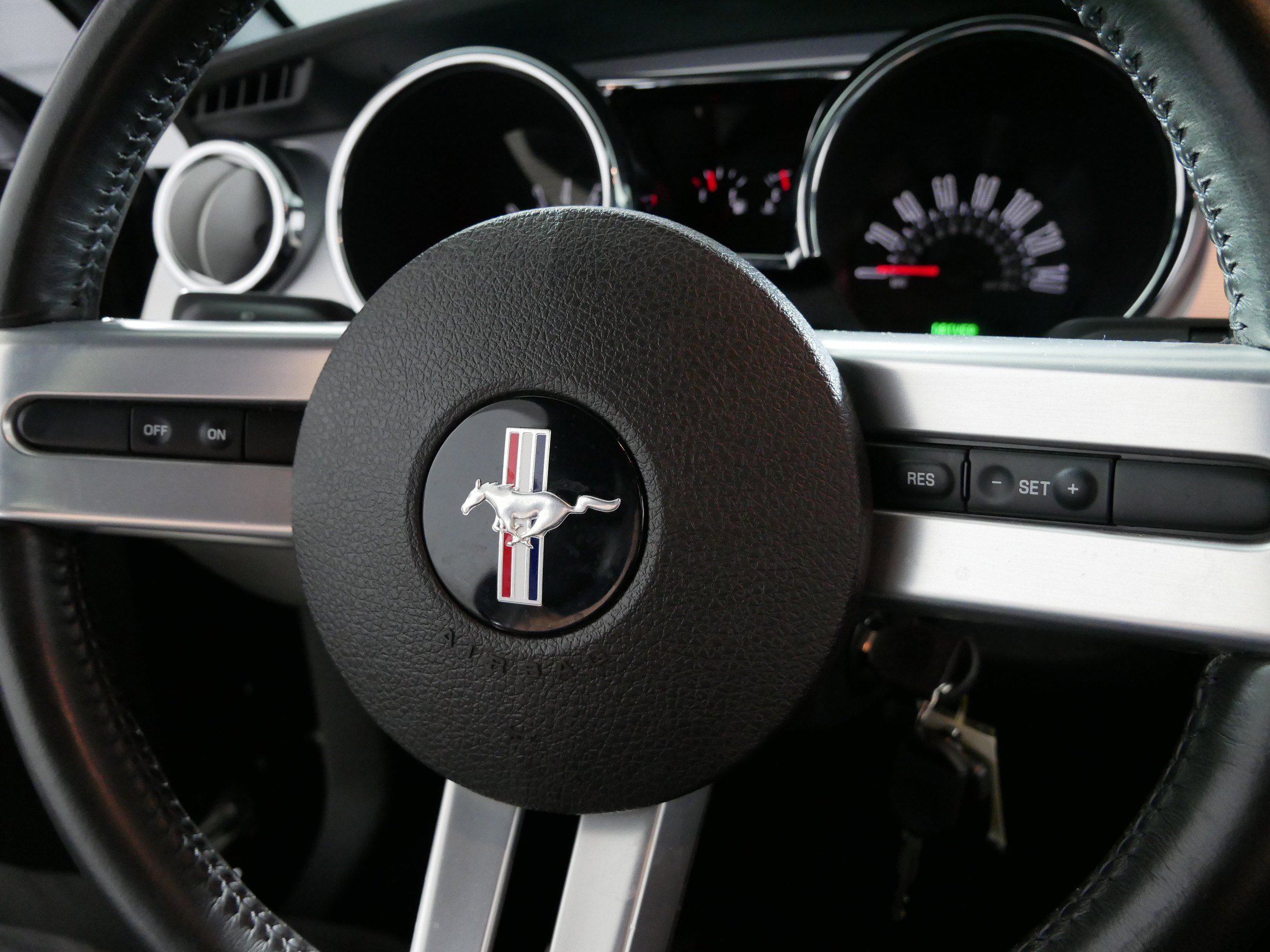 Used 2005 Ford Mustang GT image 25