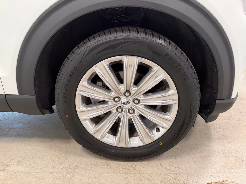 Used 2023 Ford Explorer Limited w/ Limited Technology Package AWD/4WD image 41