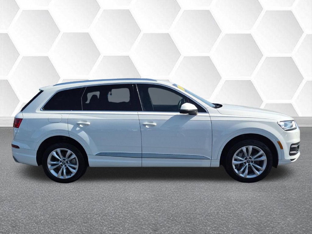 Used 2017 Audi Q7 2.0T Premium AWD/4WD image 2
