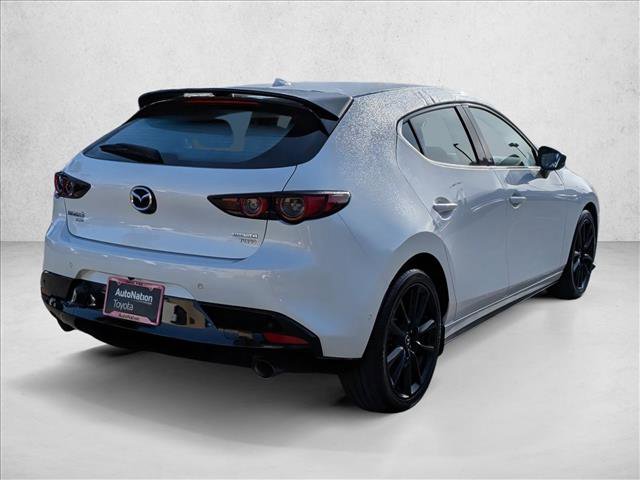 Used 2021 MAZDA MAZDA3 Hatchback w/Premium Plus Pkg image 5