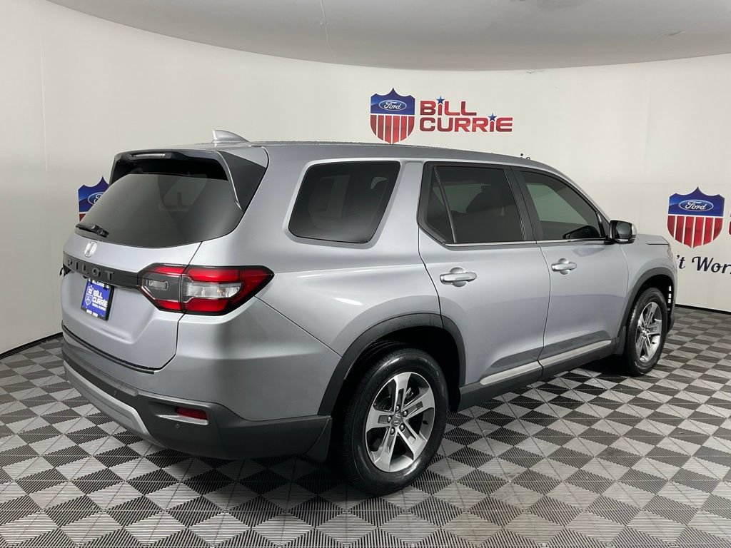 Used 2024 Honda Pilot EX-L image 3