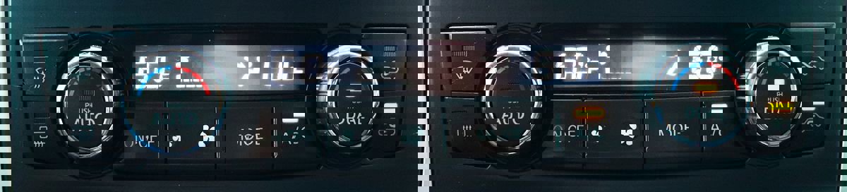 Used 2020 Nissan Titan SV w/ SV Convenience Package image 45