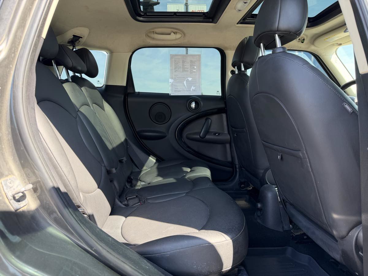 Used 2012 MINI Cooper Countryman FWD image 16
