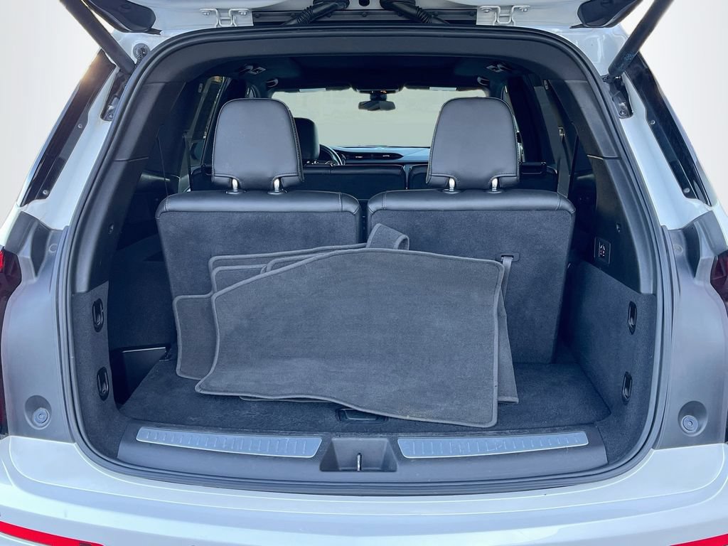 Used 2022 Cadillac XT6 Luxury FWD image 32