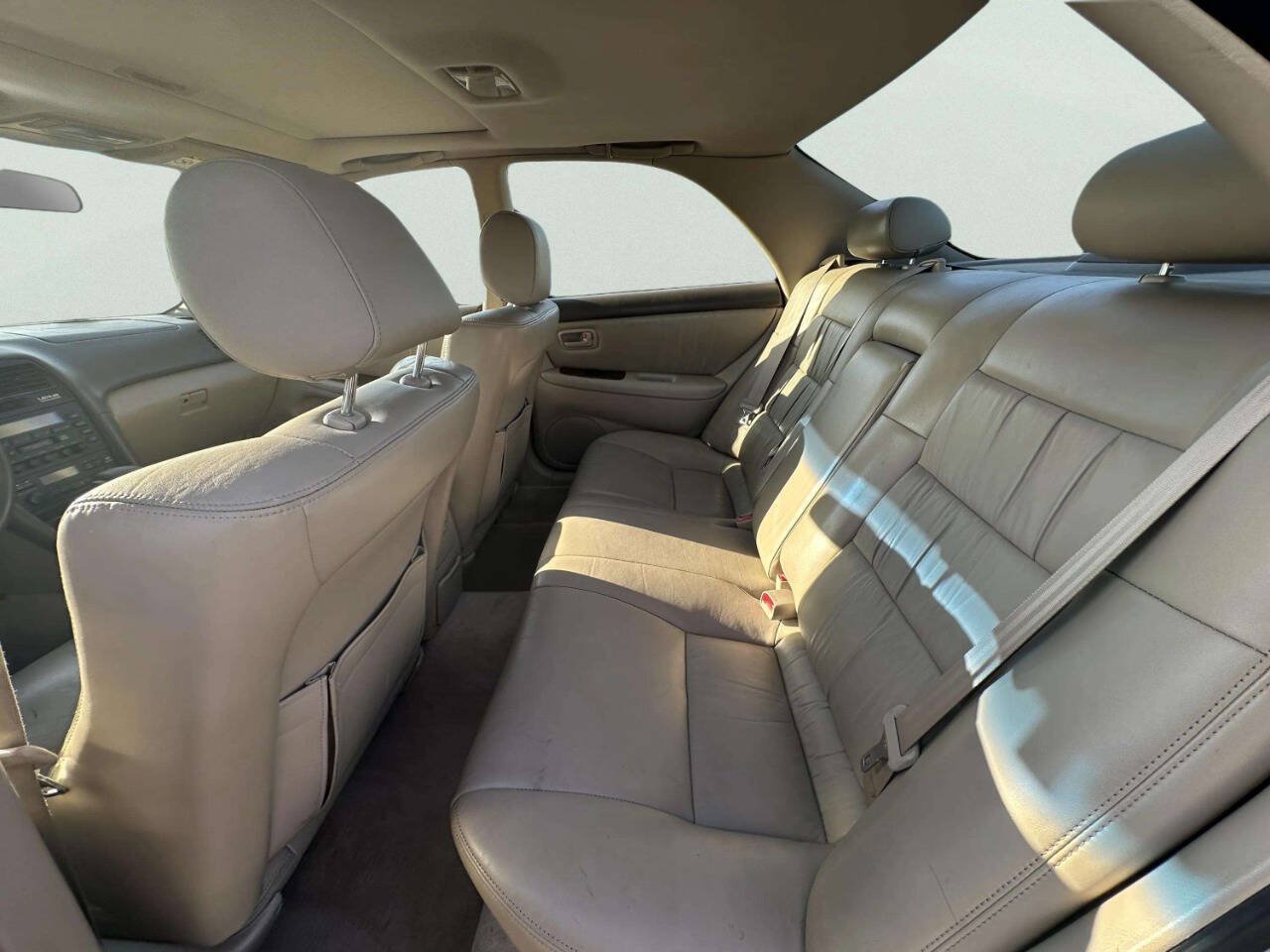 Used 1999 Lexus ES 330 w/ Lexus Value Pkg FWD image 11