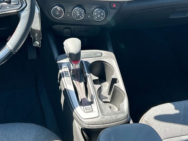 Used 2024 Chevrolet Trax RS w/ Sunroof Package image 16