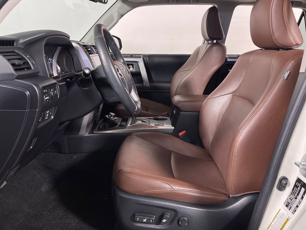 Used 2023 Toyota 4Runner Limited image 12