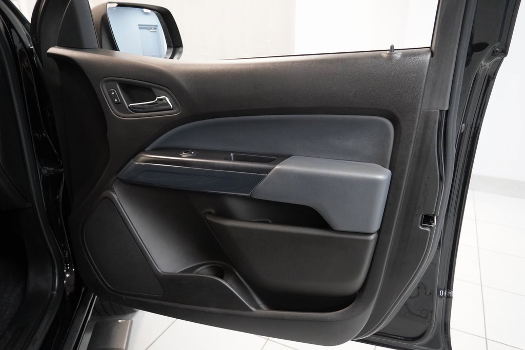 Used 2017 Chevrolet Colorado Z71 image 29