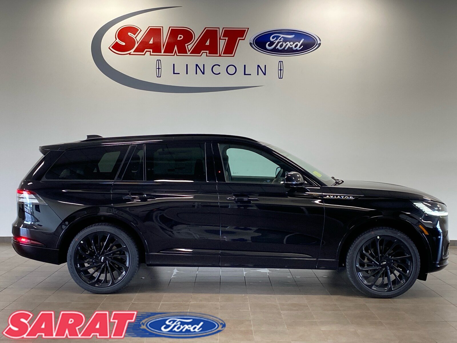 New 2026 Lincoln Aviator Reserve AWD/4WD image 1