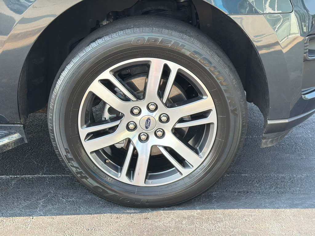 Used 2022 Ford Expedition Max XLT RWD image 37