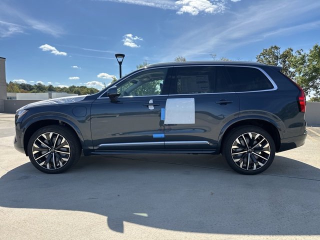 New 2026 Volvo XC90 T8 Plus image 4