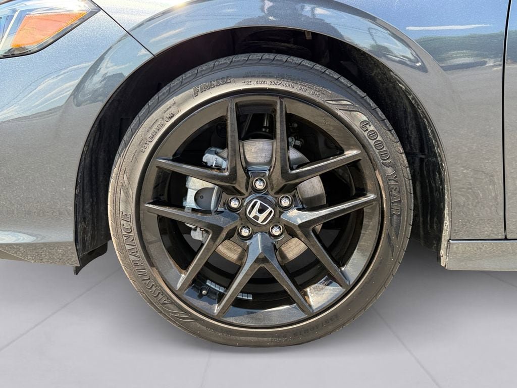 Used 2025 Honda Civic Sport image 9