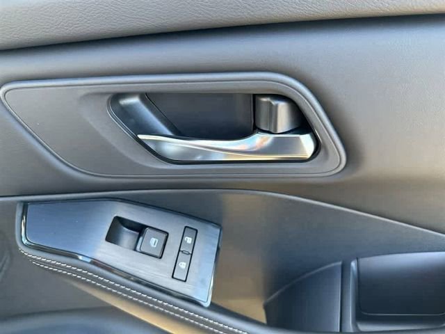 New 2026 Nissan Rogue SV image 26