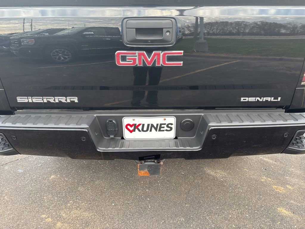 Used 2018 GMC Sierra 1500 Denali w/ Denali Ultimate Package image 9