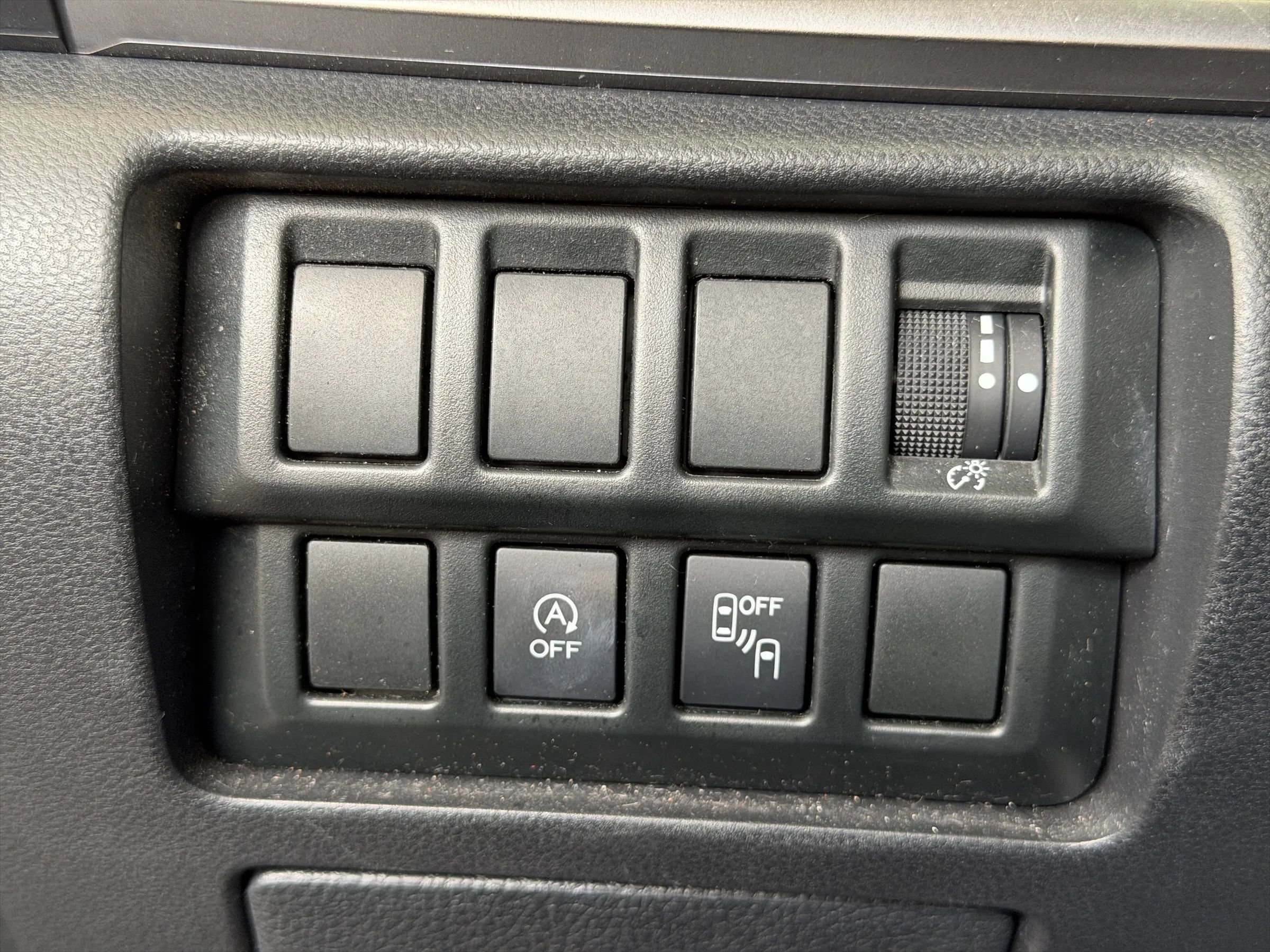 Used 2020 Subaru Forester Premium AWD/4WD image 31