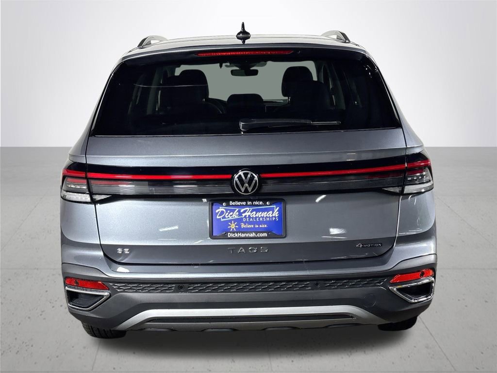 New 2025 Volkswagen Taos SE image 7
