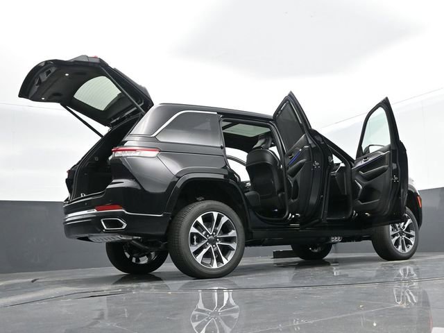 Used 2024 Jeep Grand Cherokee Overland w/ Advanced Protech Group III image 72