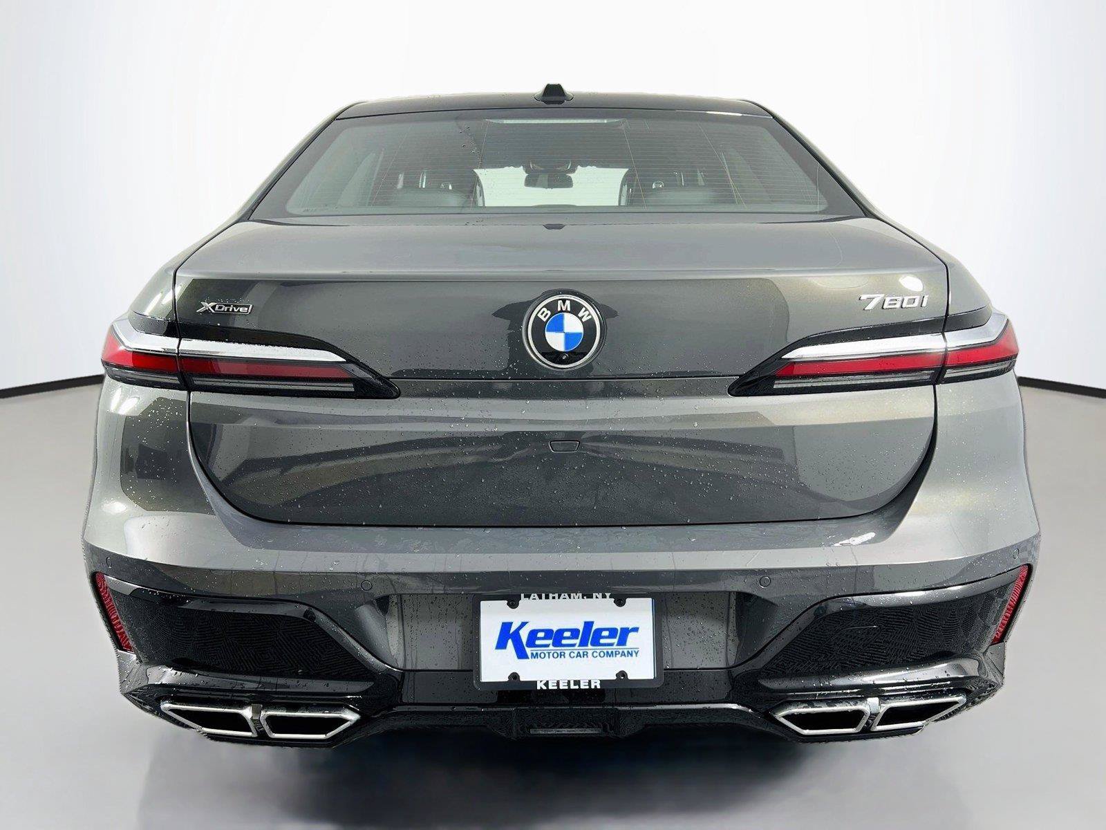 Used 2026 BMW 760i xDrive AWD/4WD image 5