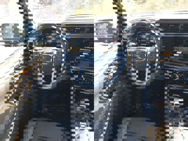 New 2026 GMC Sierra 1500 Denali w/ Denali Reserve Package AWD/4WD image 14