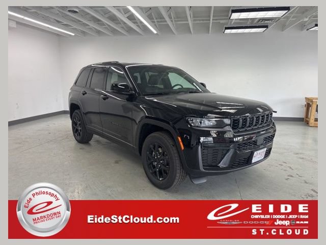 New 2026 Jeep Grand Cherokee Altitude