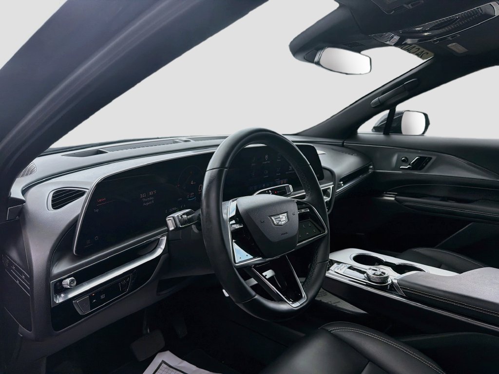 Certified 2024 Cadillac Lyriq Tech w/ Driver Assist Package RWD image 9