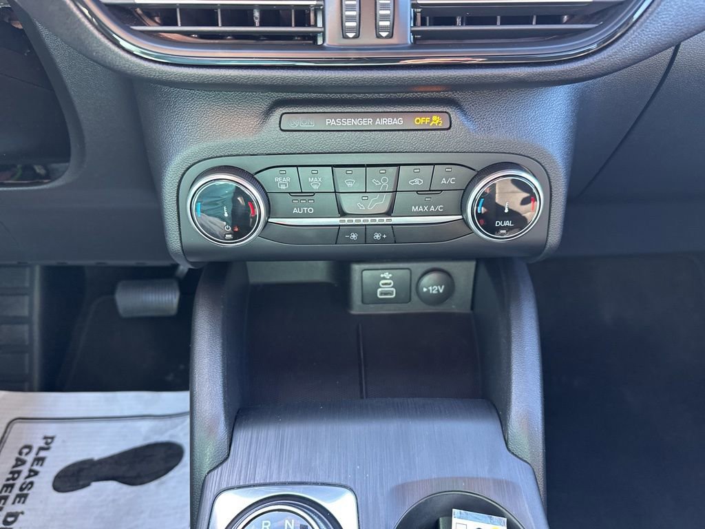 Used 2025 Ford Escape ST-Line image 22