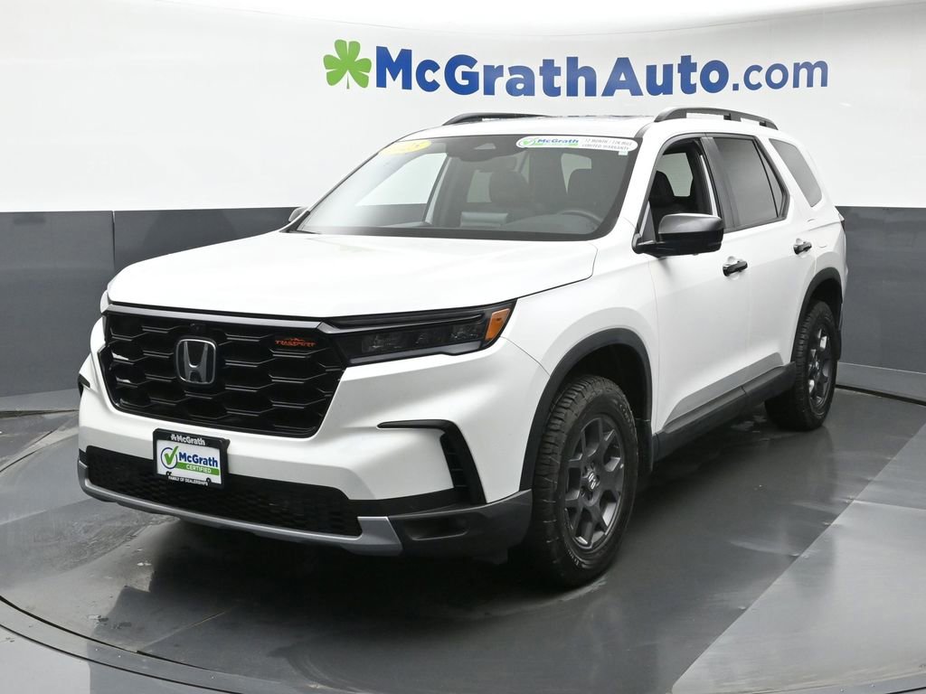 Used 2025 Honda Pilot TrailSport image 25
