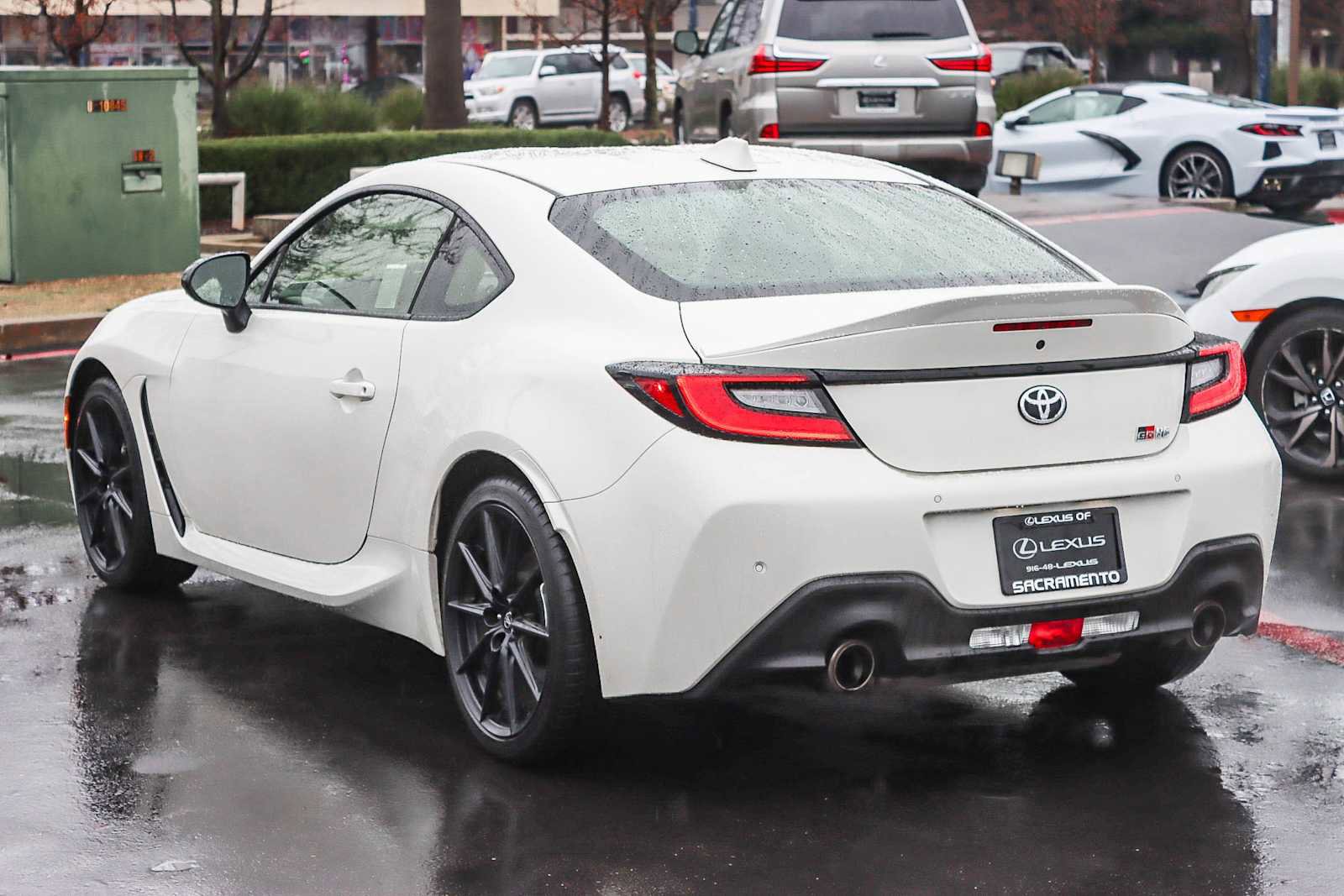 Used 2024 Toyota GR86 Premium image 2