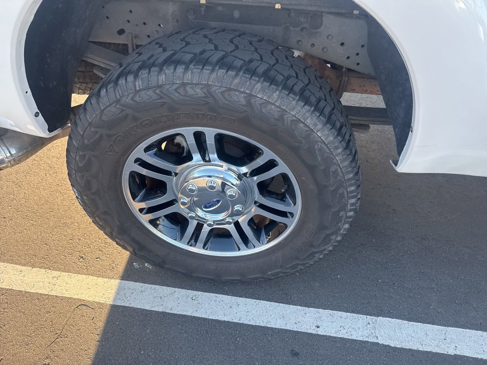 Used 2015 Ford F250 Platinum w/ FX4 Off-Road Package image 14