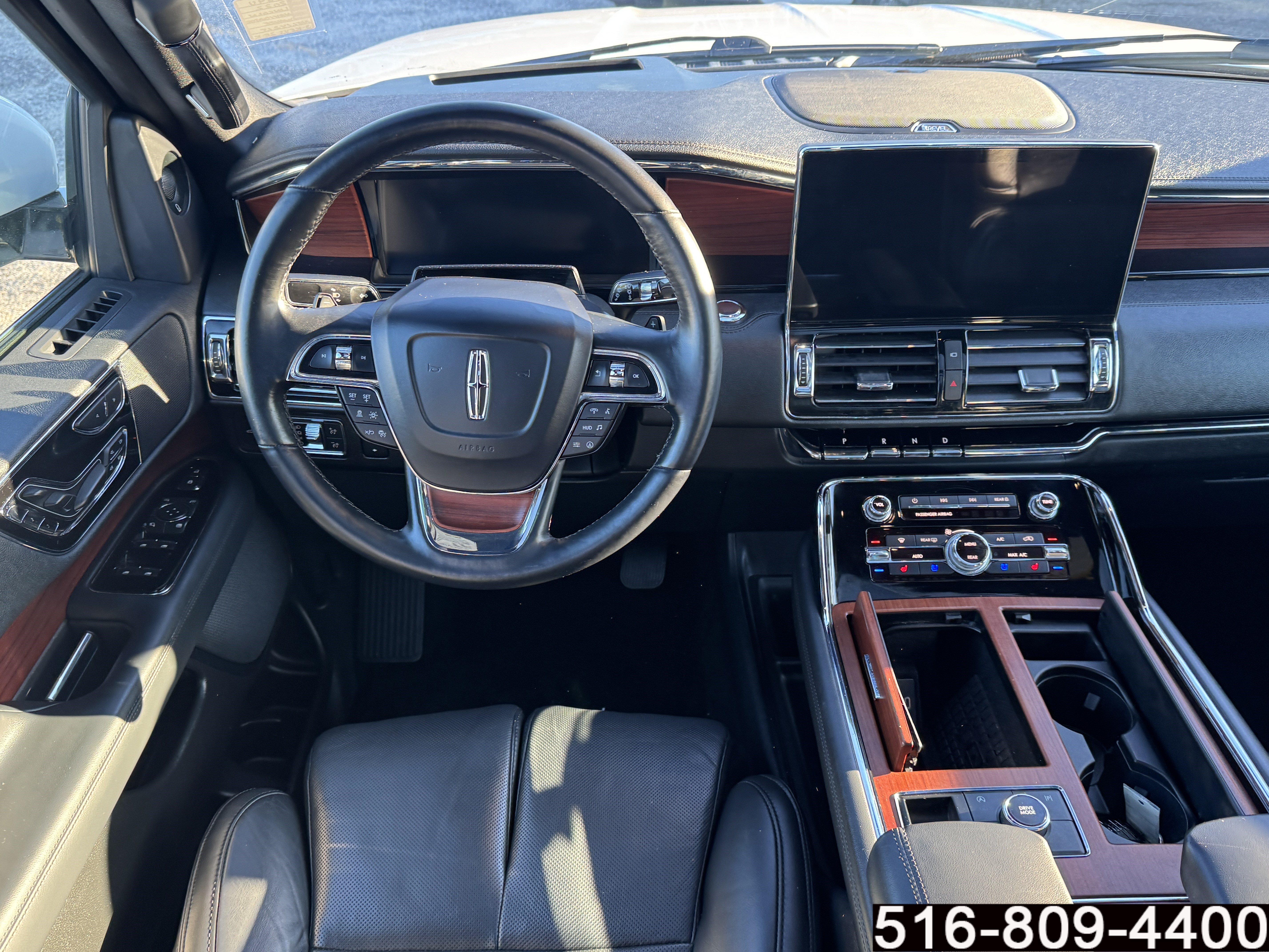Used 2022 Lincoln Navigator Reserve w/ Monochromatic Package AWD/4WD image 9