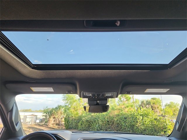 Certified 2024 Chevrolet Silverado 1500 High Country w/ Technology Package image 12