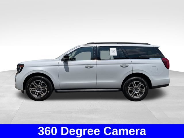 Used 2025 Ford Expedition Active AWD/4WD image 2