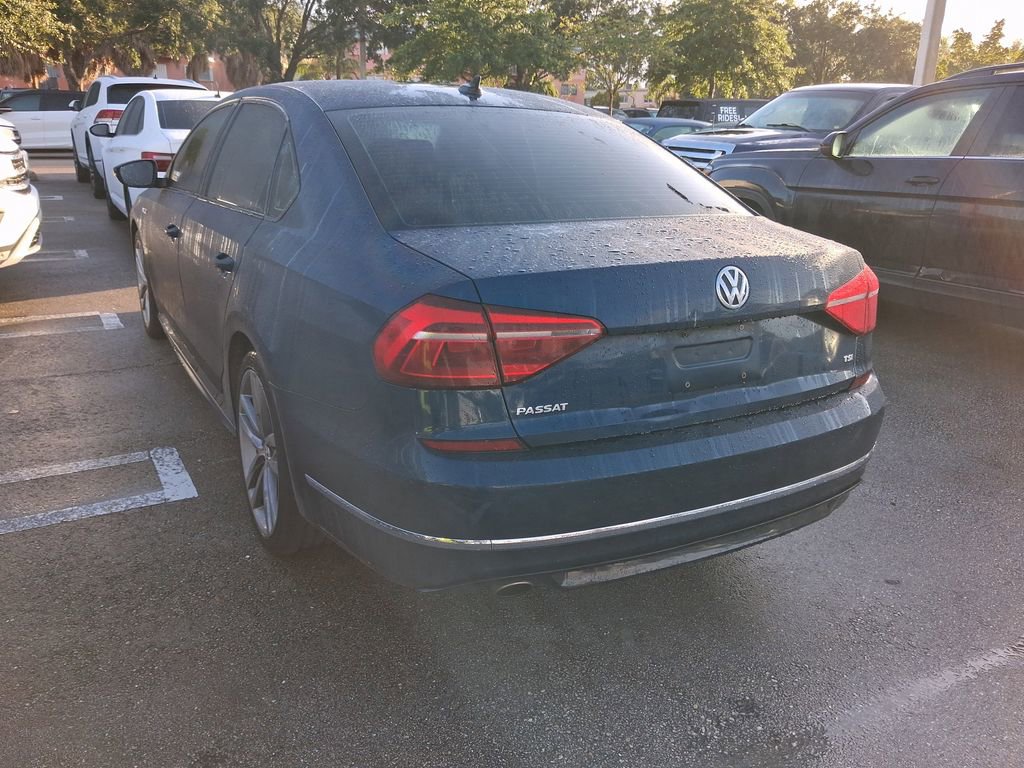 Used 2018 Volkswagen Passat 2.0T R-Line FWD image 7