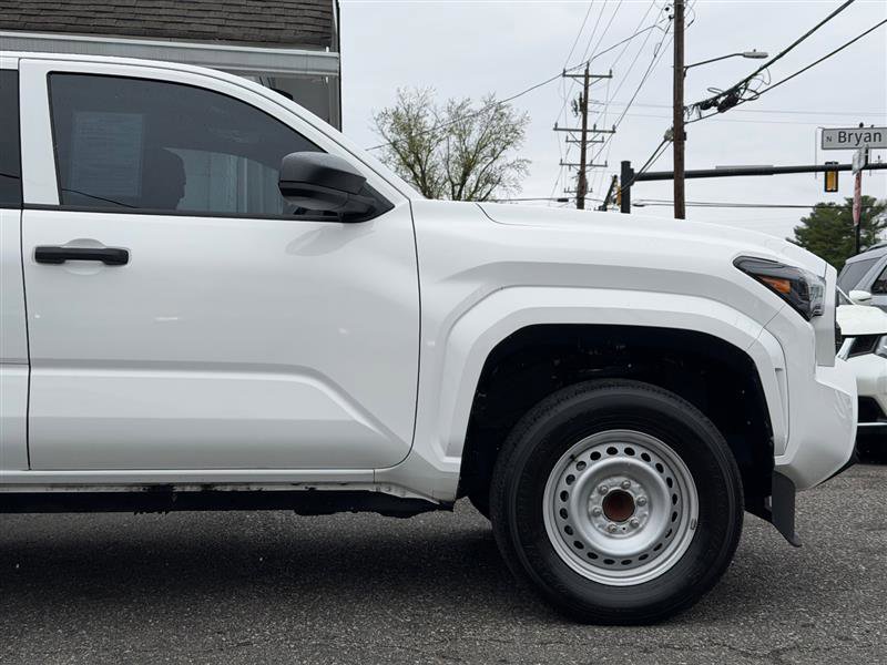 Used 2024 Toyota Tacoma SR image 11