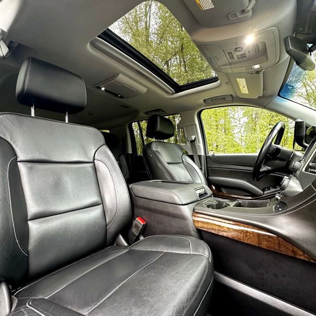 Used 2019 Chevrolet Suburban LT image 13